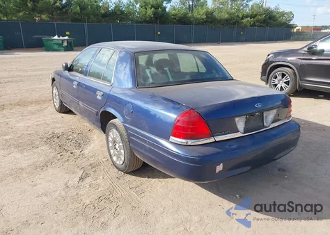 2004 Ford Crown Victoria Standard z USA, uszkodzony, nr VIN 2FAFP73W64X180984